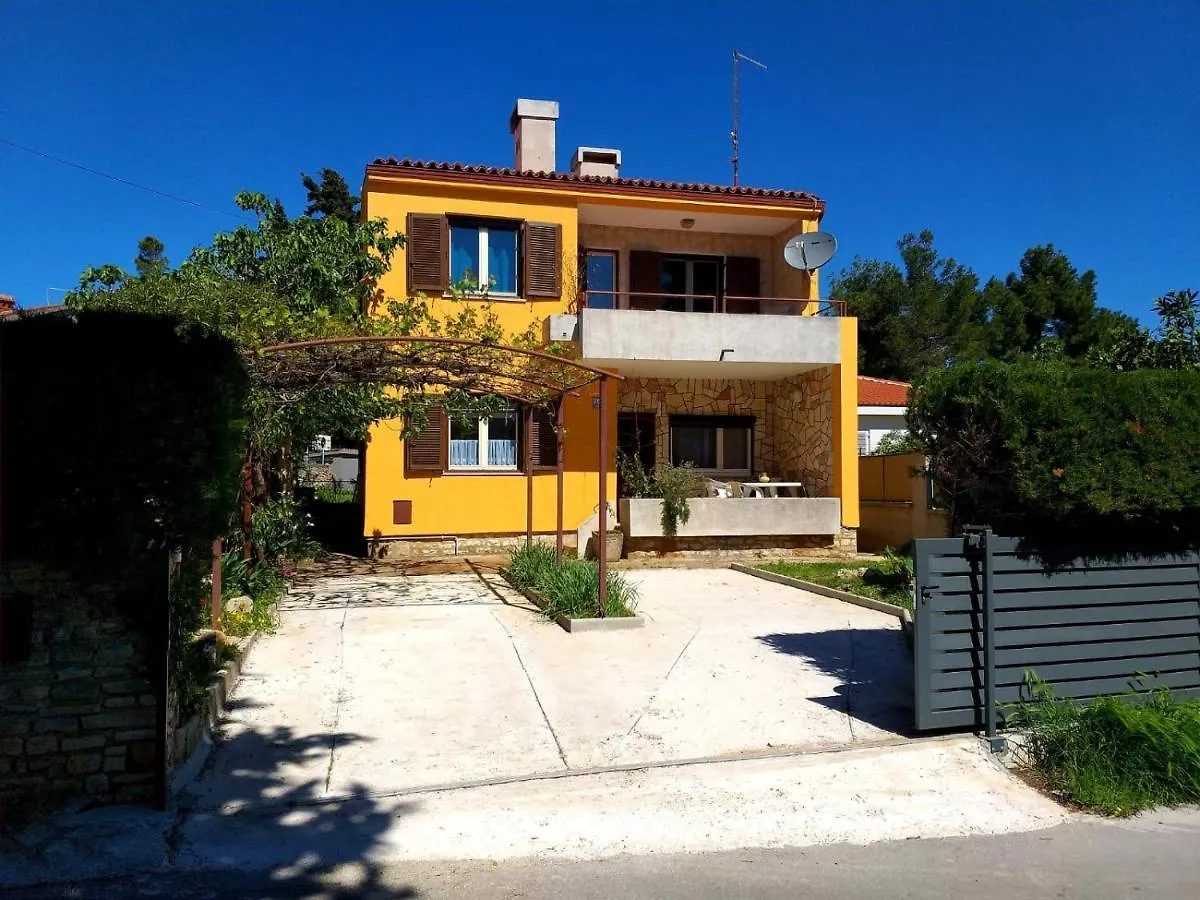 Apartman Appartements Clementina Premantura