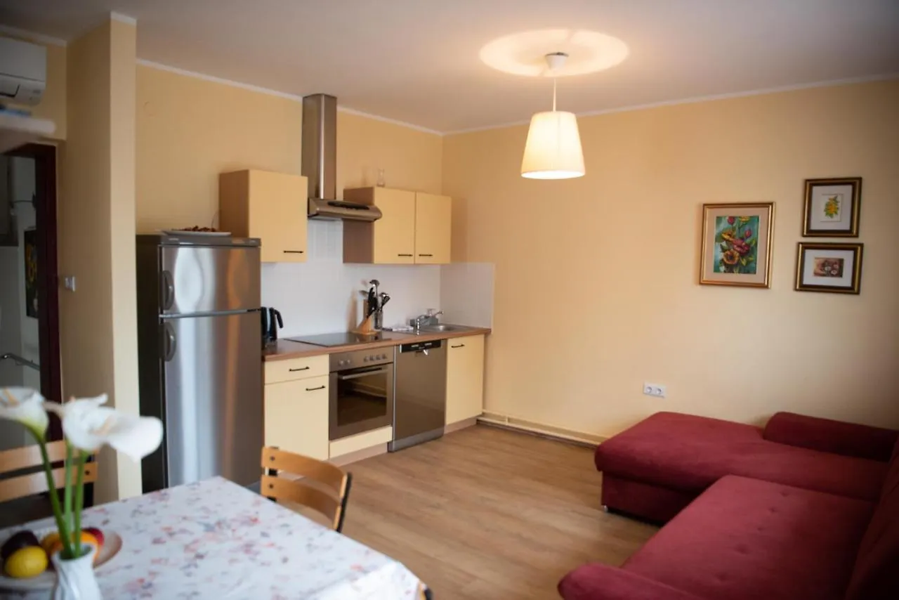 פרמנטורה Appartements Clementina 0*,